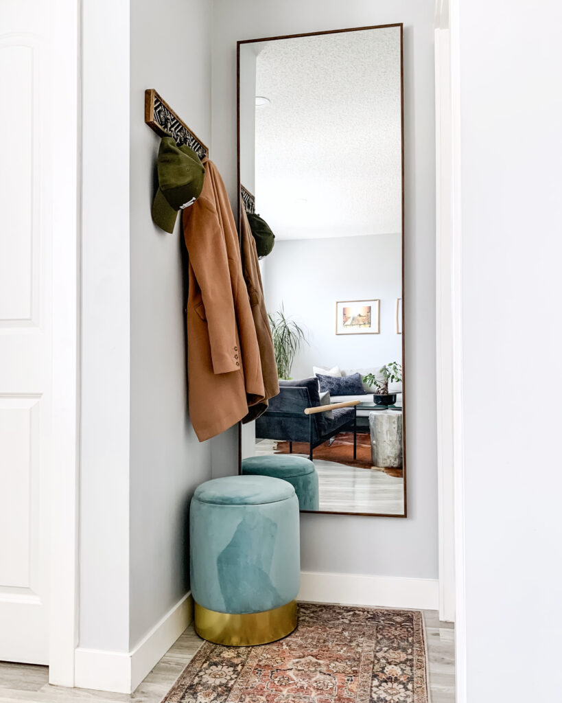 Small Modern Home Interior Entry by Calgary-based interior designer Lyndsay Bragg Design. 